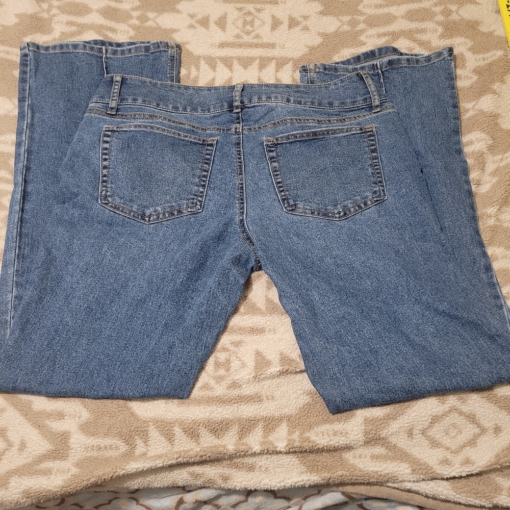 No Boundaries Blue Mid-Rise Bootcut Jeans with Front Seams - Picture 4 of 8